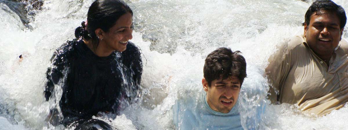 Natural Jacuzzi in rapids